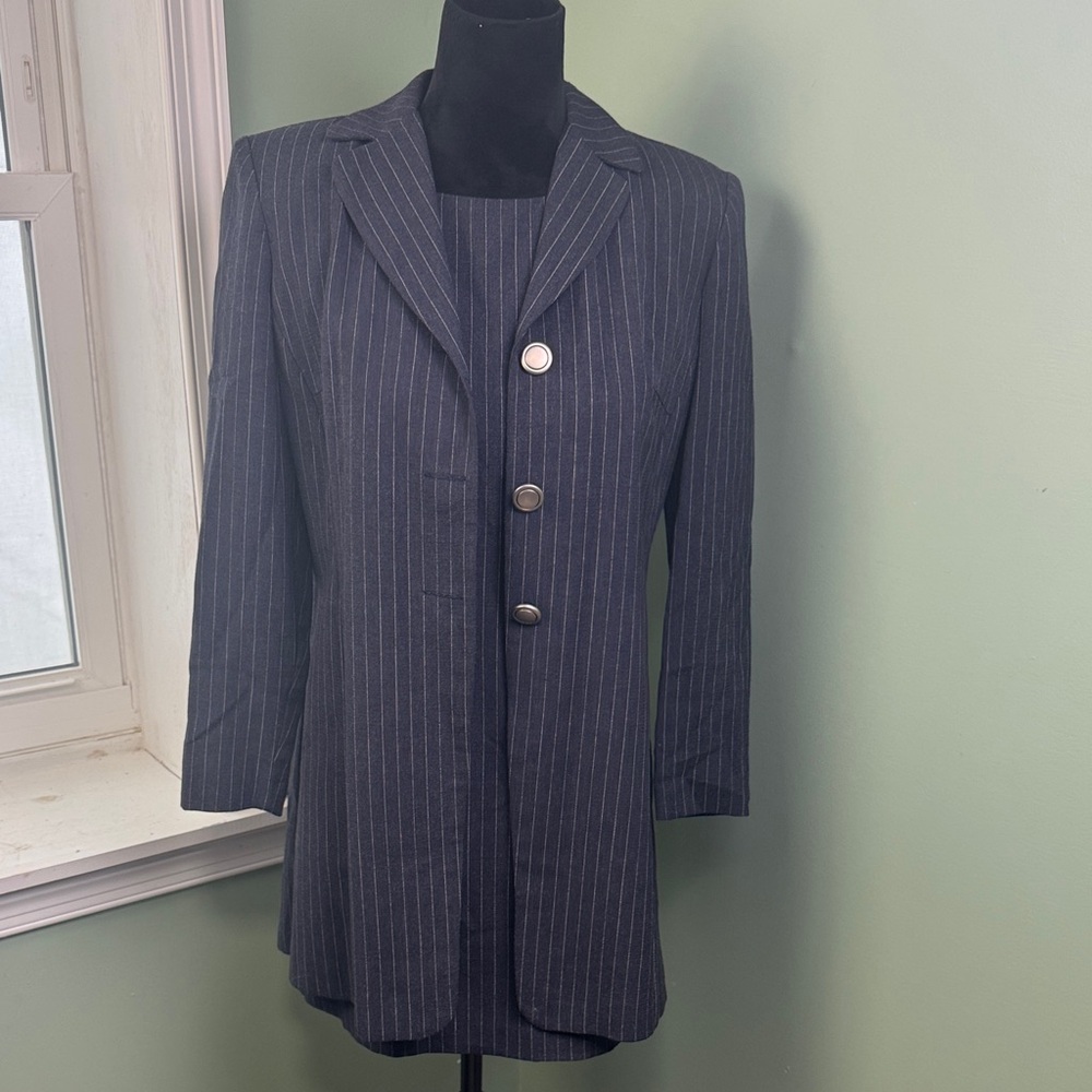 2pc Lois Synder Dani Max petite Navy Pinstripe Women's Blazer & dress suit 4P